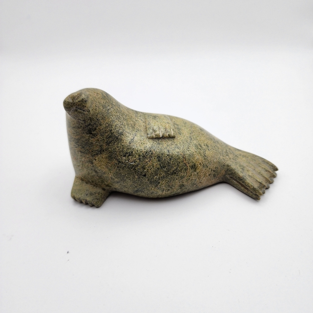 Beautiful Canadian Eskimo Inuit Art Soapstone of a Resting Seal